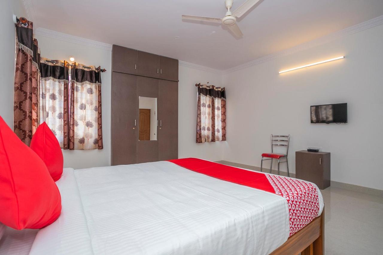 Oyo 27839 Manyata Residency Hotel Бангалор Екстериор снимка